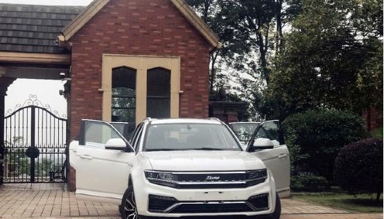 30多岁买这款suv型汽车，配置特别的不错，一点都不会丢面子