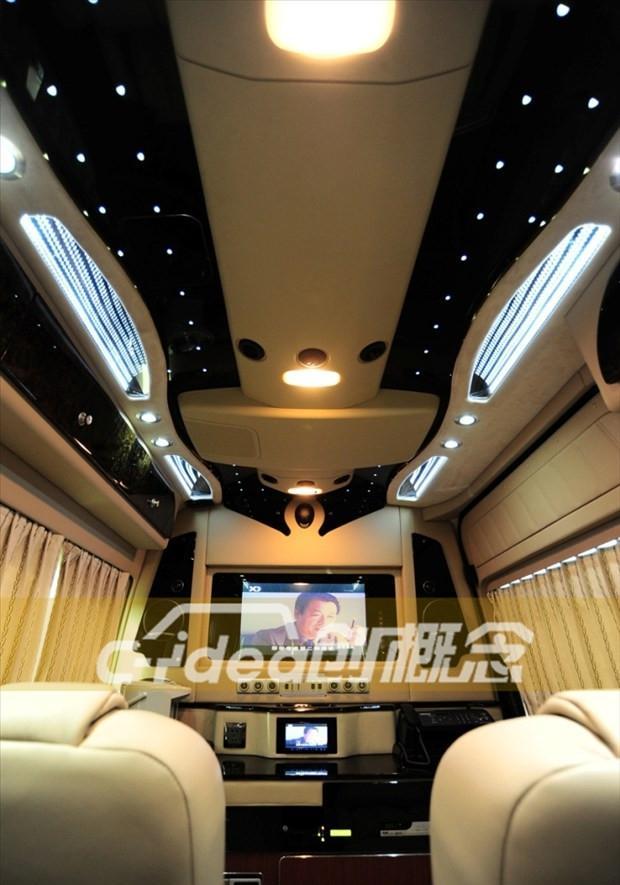 奔驰凌特改装独一无二的豪华商务舱