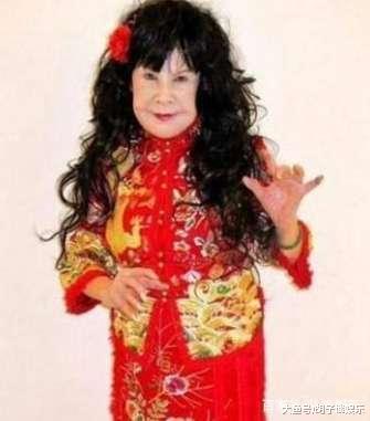 还记得这个经常被吐槽的西门大妈吗?原来年轻