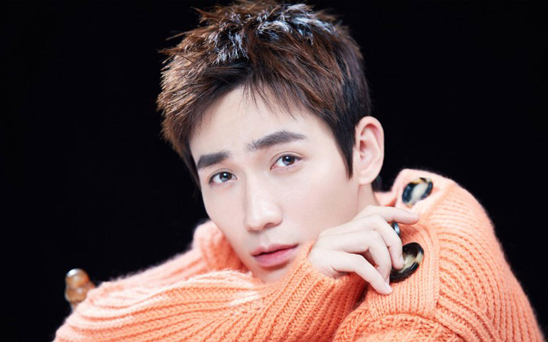 朱一龙目前是公司最大的摇钱树,为什么团队还