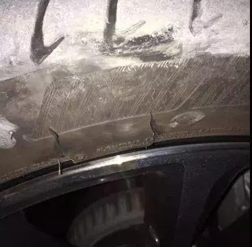 豪车经常爆胎是怎么回事？