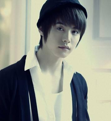 这些明星有钱却不买房一直租房子住, 却被高晓