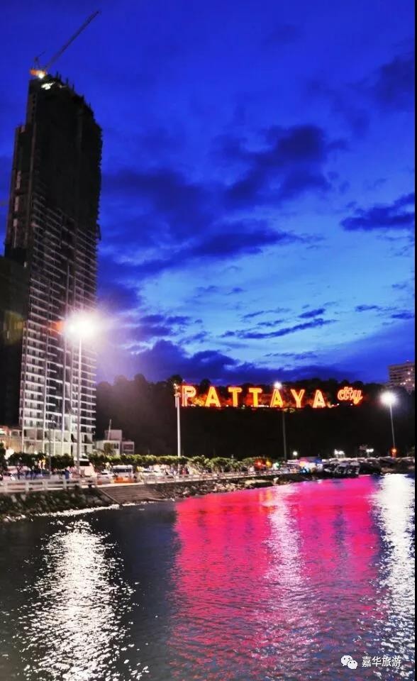 飞曼谷居然这么便宜!赶快预约踏秋之旅吧~