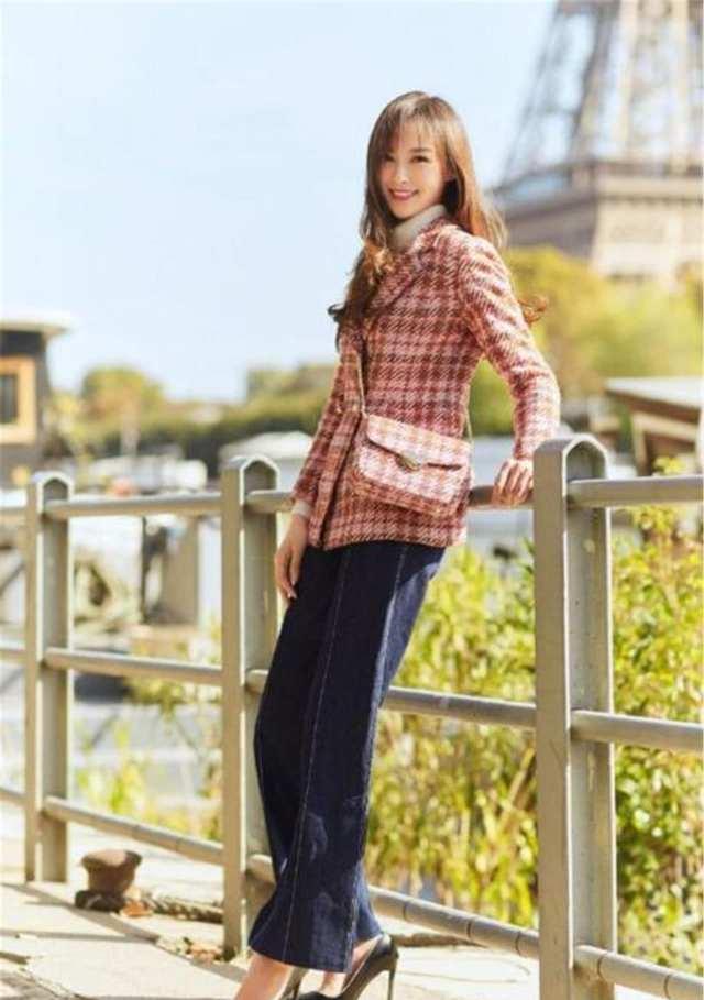 唐嫣拍杂志造型百变, 秋冬搭配如教科书, 网友: