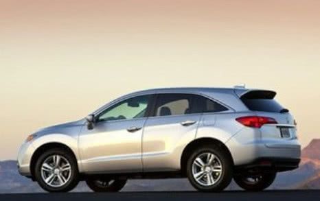 讴歌RDX正式上市,搭载SH-AWD四驱系统,32.8万起售