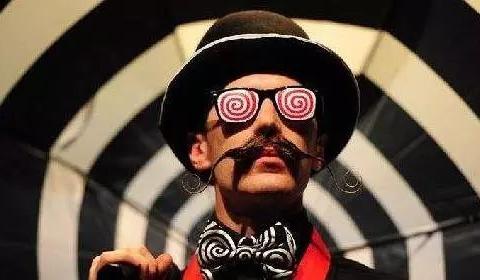 出“淇”不意 | 当一切回归质朴，一辆车还剩余什么？