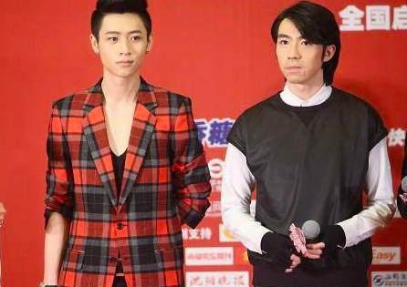 俞灏明烧伤后复出演唱会魏晨痛哭 原来这哥俩关系这么好