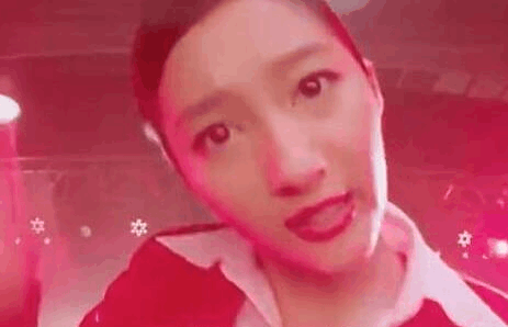 关晓彤最丑照片图片