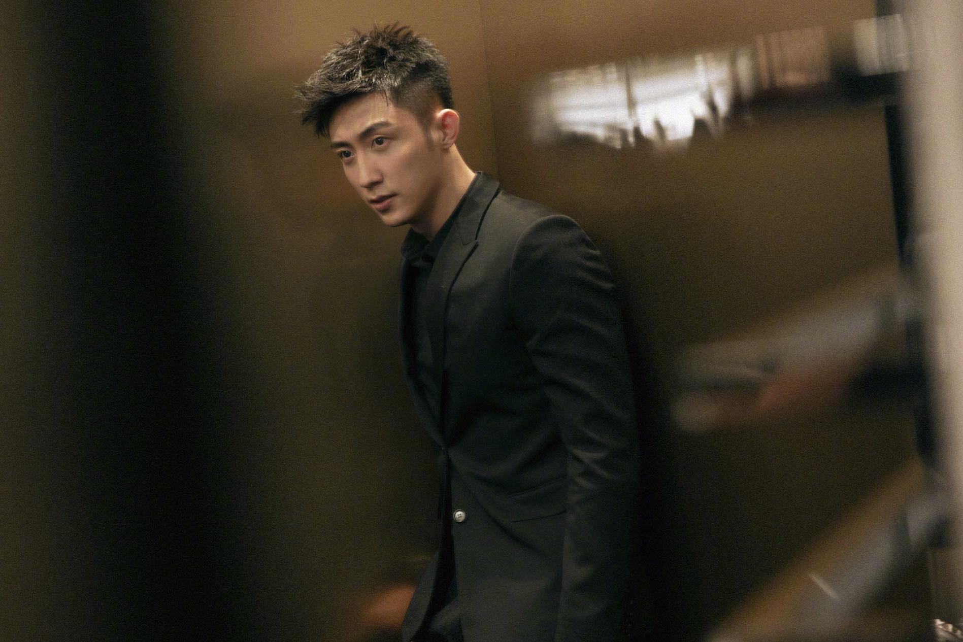 贾士凯再次怒斥网络暴力,黄景瑜的粉丝对宋茜