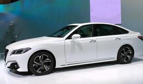 又一豪车在国内失意, 从70万跌到24万, 本想叫板宝马7系却没人买!