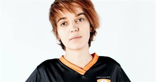 噶姐教你怎样在电竞赛场上大杀四方