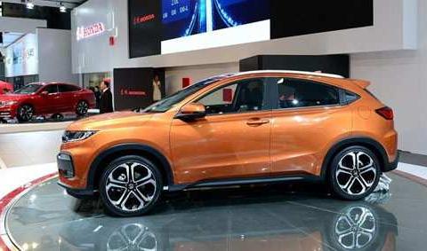 这款车明明可以刷脸存活，却用拳头打天下