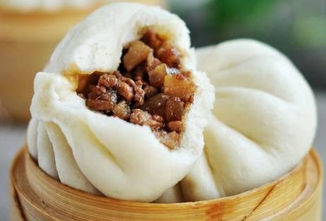 蒸包子用冷水还是热水? 北方大厨教你一招, 松
