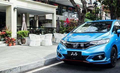 号称平民超跑，百公里加速8秒仅售7万起，如今风光不再！