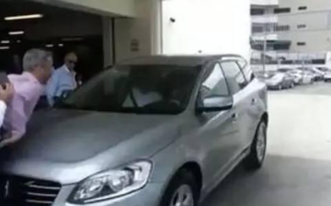 奇骏刹车门又把沃尔沃与特斯拉带进去了?