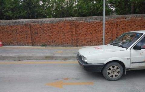 新手学车应该如何正确起步?