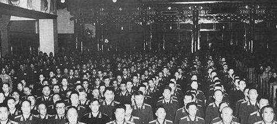 开国大将名单原定14人, 毛主席说了一番话后, 