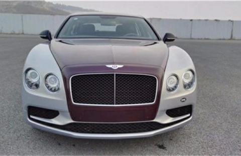 动感双色高性能轿跑 宾利飞驰V8S对比飞驰V8版马力更足