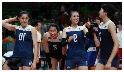 韩国体育圈又出惊天丑闻,女排谁想打主力,就先