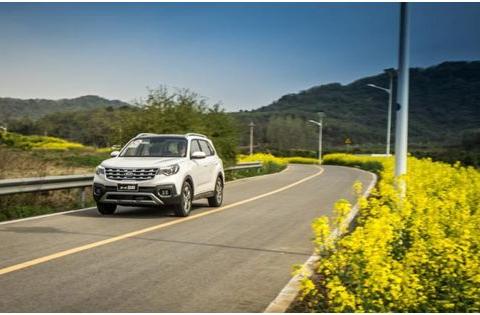 新一代智跑不谈标杆和颜值，用配置证明自己有多值