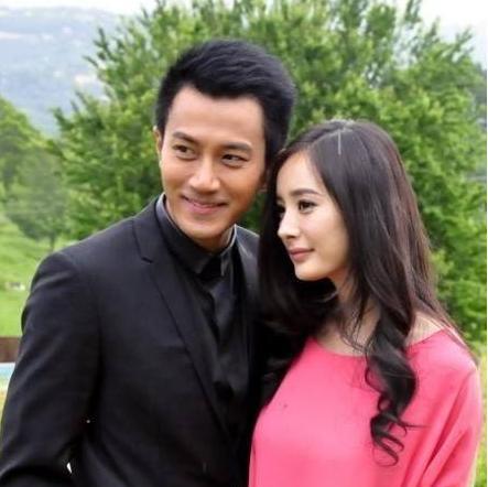 杨幂背后的神秘男人, 身价千亿背景不输韩雪, 难怪娱乐圈无人敢惹