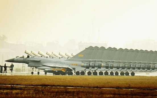 10C服役后,实力大幅度增强,中国三代机数量已