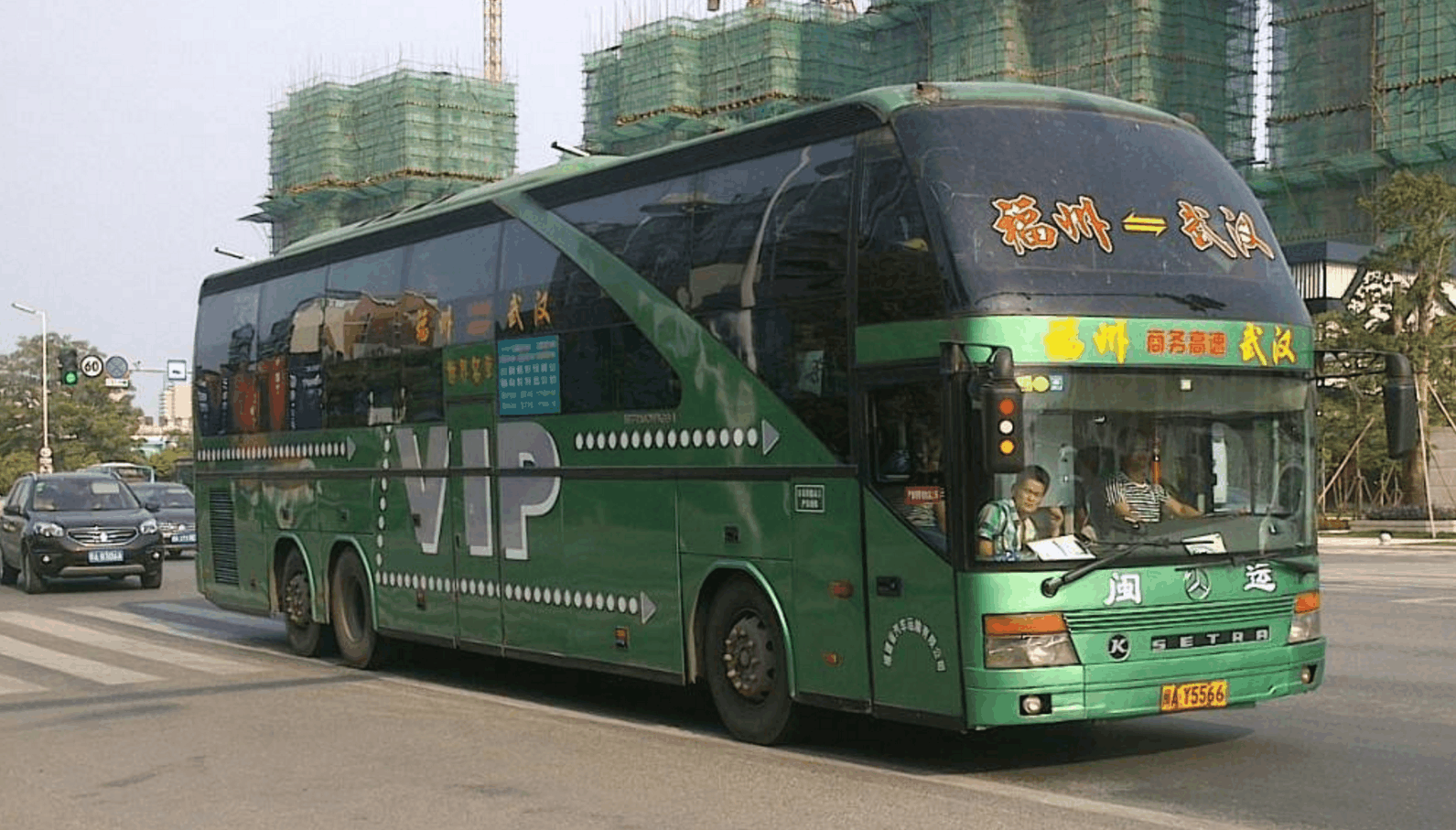 长途汽车途中停车载人, 车票钱到底进谁的口袋?