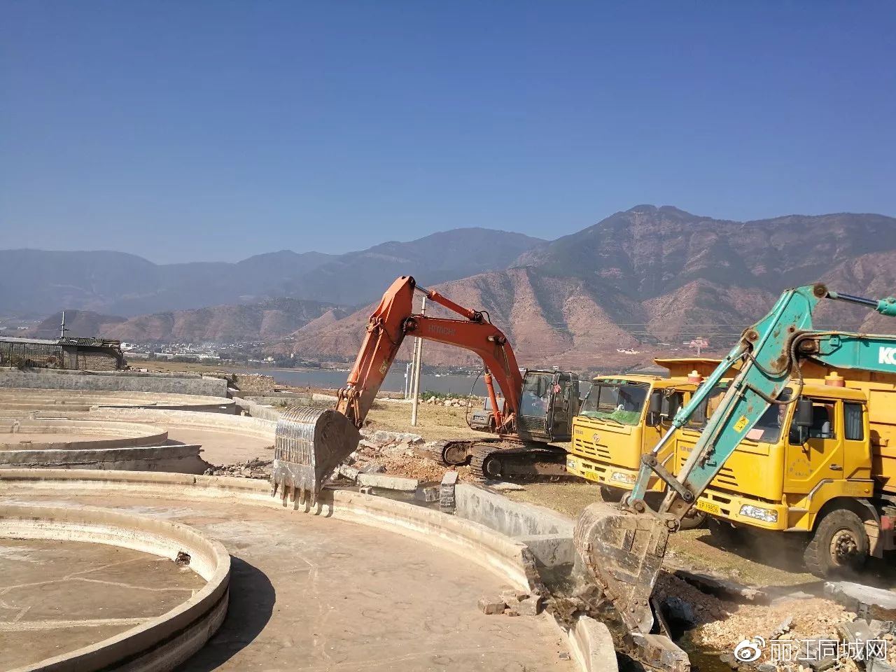 永胜拆除程海湖沿湖5万平米螺旋藻养殖池 绿水青山才是金山银山