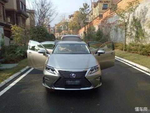 雷克萨斯ES怎么样?车主说除了这三个缺点，其他挑不出什么毛病