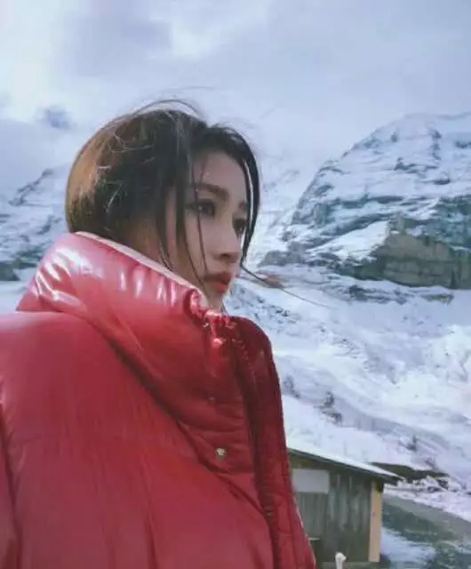 鹿晗女朋友已经怀孕?关晓彤晒出照片回应,不相