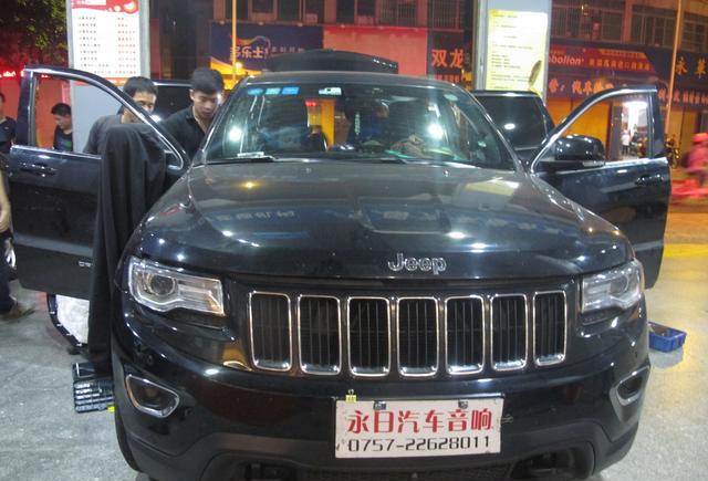 大切诺基升级丹麦丹拿342三分频，鼎沸之音，还原最真实的声音