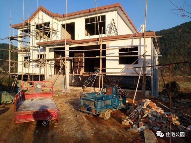 实拍安徽别墅自建房,有农村,别墅带地下室共花30万,值小院湾红树澄海图片