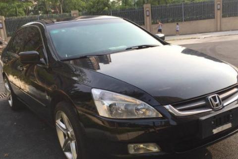 网友入手7代半本田雅阁，一个月后说出自己的用车感受