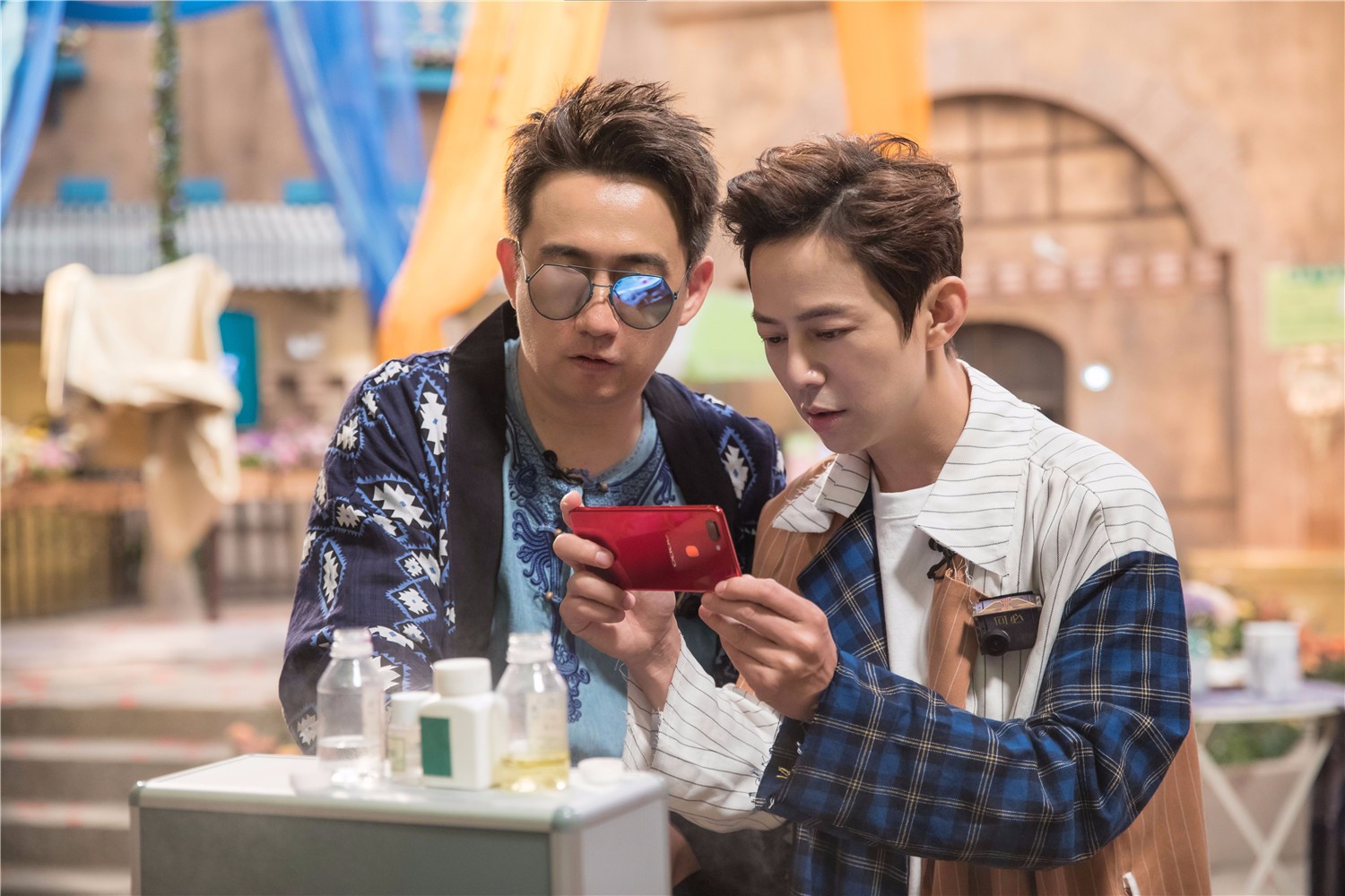 黄磊重磅加盟《我是大侦探》 神算子变街头艺