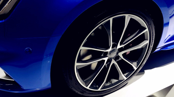 最具性价比的豪华性能车，6缸发动机配8AT，4.7秒破百！