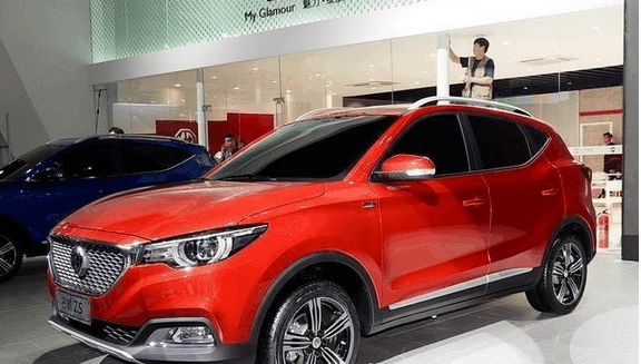 颜值完胜荣威RX5, 动力超奔驰, 却比哈弗H6还便宜!