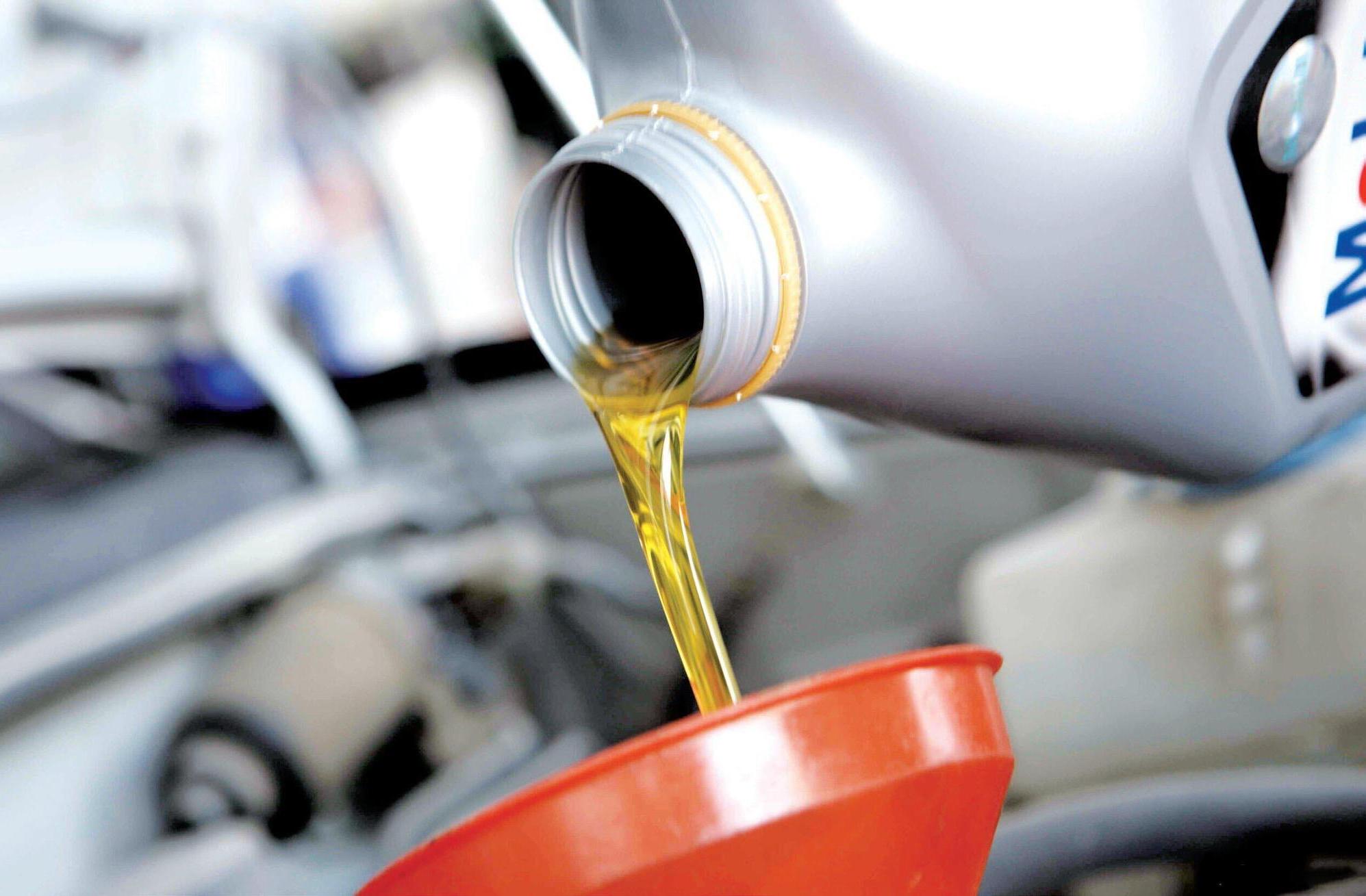 别人飞度百公里6L油，你为啥开出了10L的油耗？