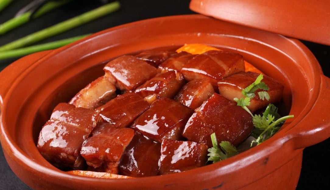 米其林厨师吐槽中国菜太难吃?中国网友一句话