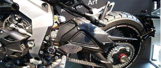 这台摩托车可以换15辆路虎,全中国也只能买一