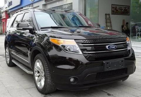 还买途锐？这车比丰田霸道还霸气，2.3T节油又有劲，配7座更实用