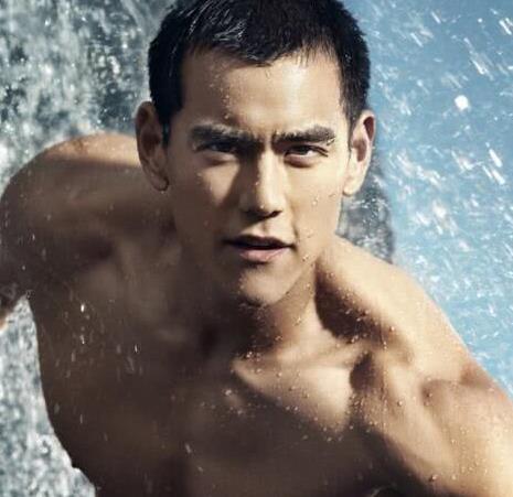 彭于晏许晴图片