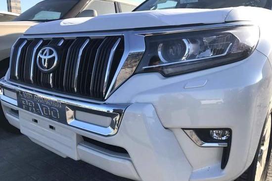 18款霸道4000中东版蕴藏着王者气息