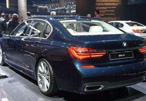 韩系新车才叫颜值高，配置甩出宝马7系十条街，上市后这车要火