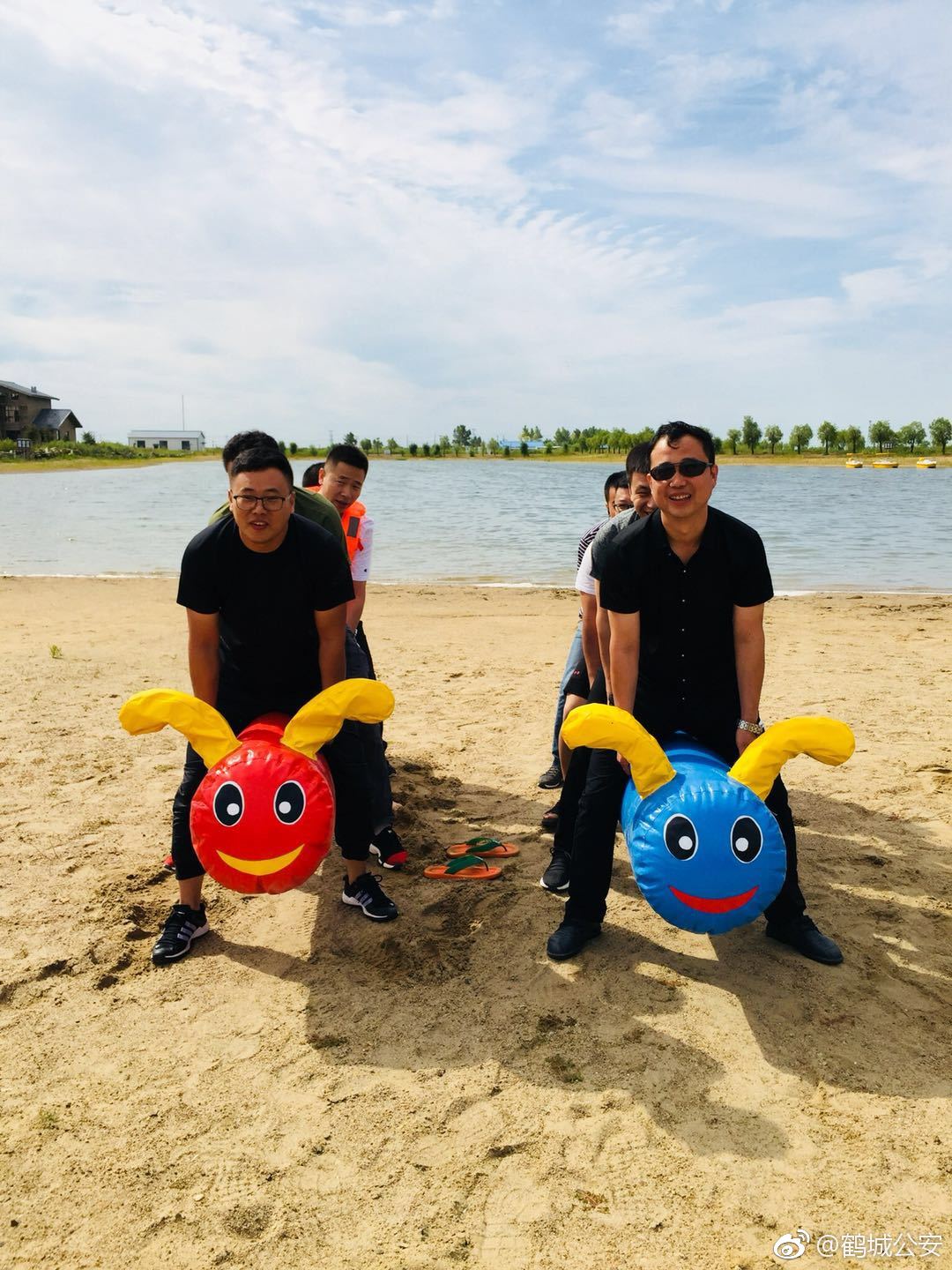 为了进一步落实从优待警措施