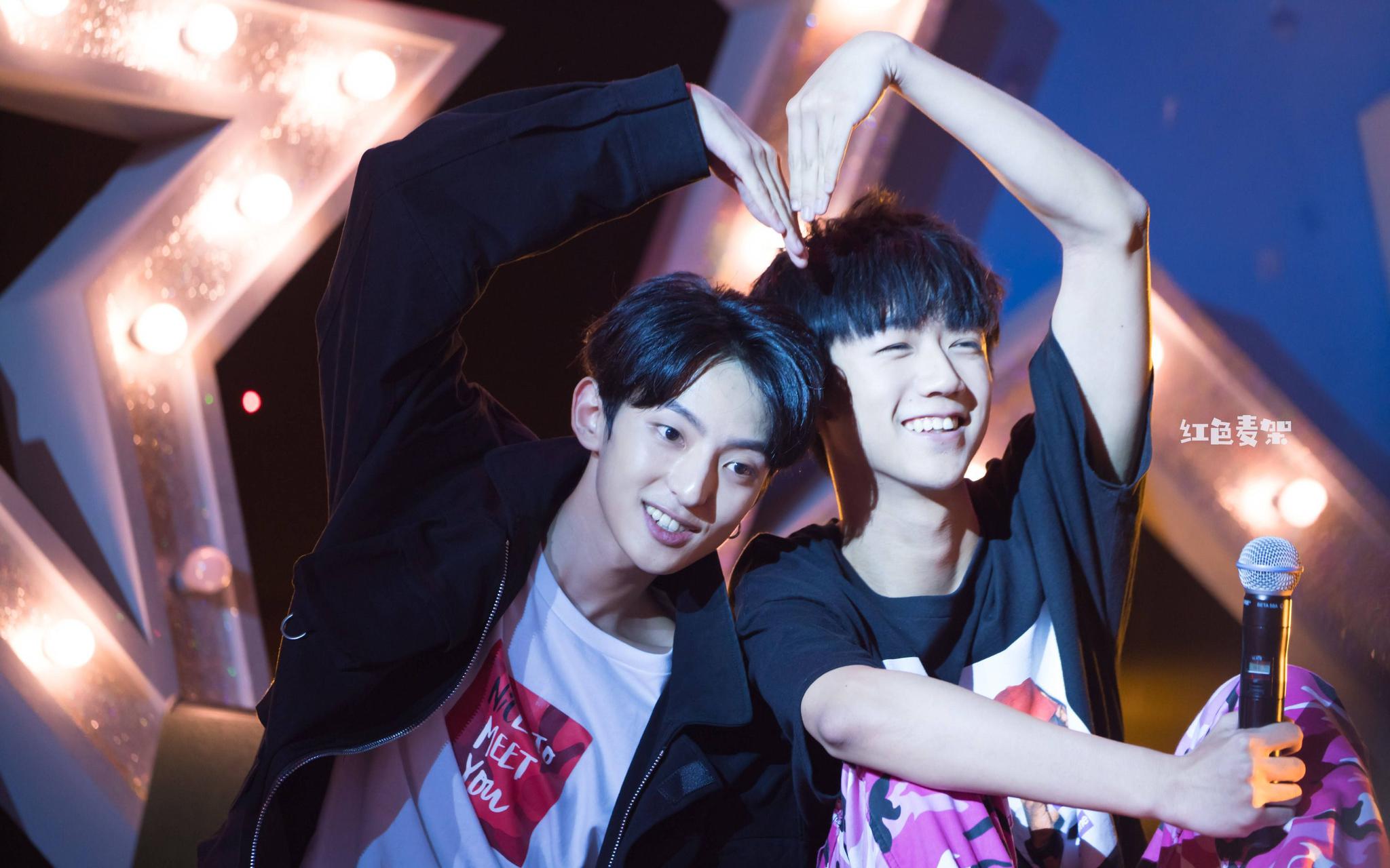 孟子坤和赵天宇这一对CP关系密切的不得不让人浮想翩翩!