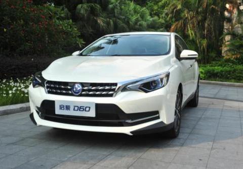 全新启辰D60对比新轩逸