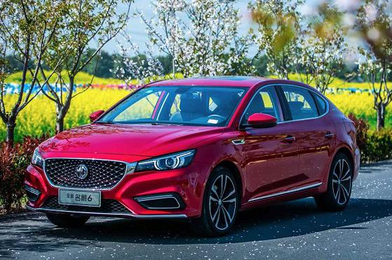 6秒级性能帝 3月全新名爵6销量过万 年轻人排队买车666！