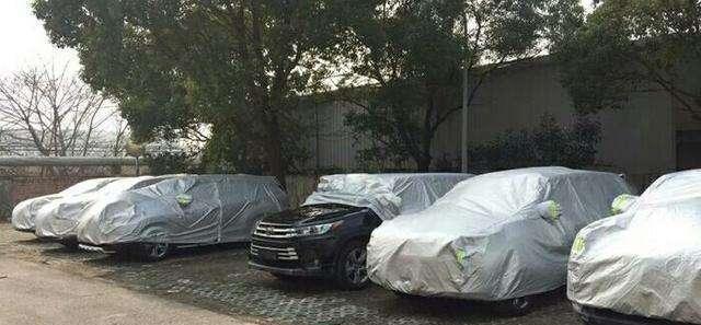 国内首批18款汉兰达到店，外观酷似雷克萨斯，全系标配LED尾灯