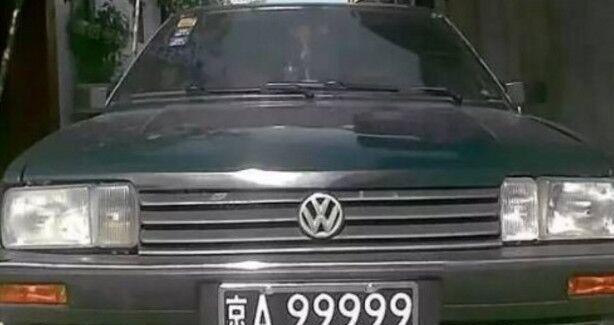 国内最霸气四辆桑坦纳，光车牌最便宜可买迈巴赫，最贵花钱买不到