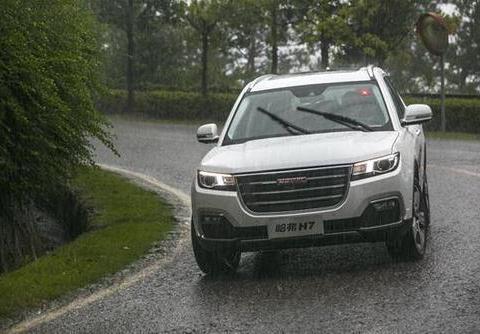 比汉兰达有面子！4.9米车身6AT变速箱，比汉兰达厚道！